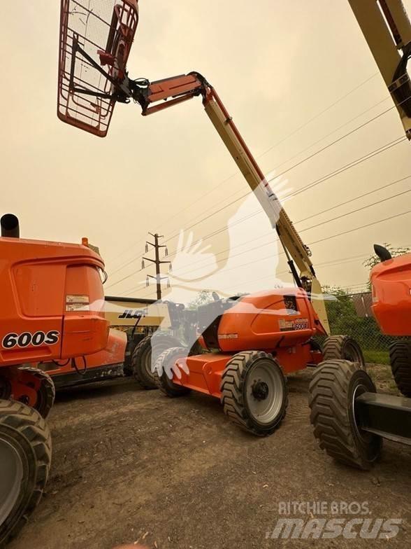 JLG 600AJ Kloubové plošiny