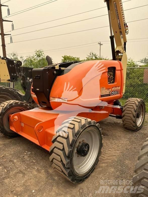 JLG 600AJ Kloubové plošiny