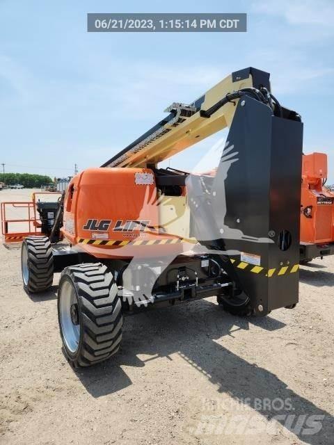 JLG 600AJ Kloubové plošiny