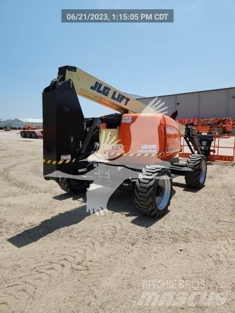 JLG 600AJ Kloubové plošiny