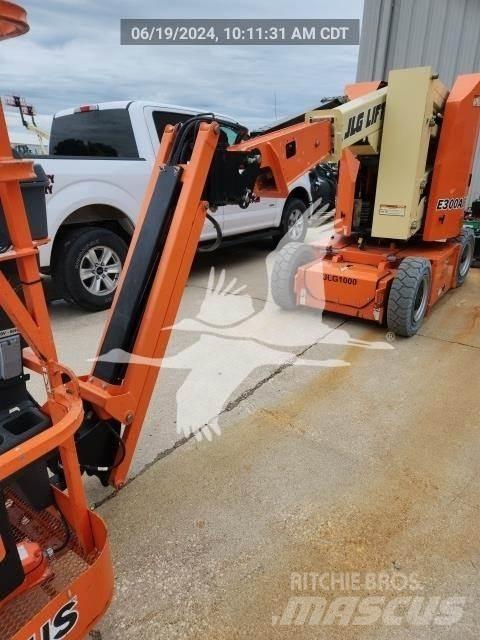 JLG E300AJP Kloubové plošiny