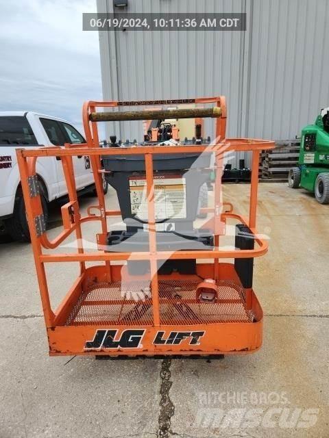 JLG E300AJP Kloubové plošiny