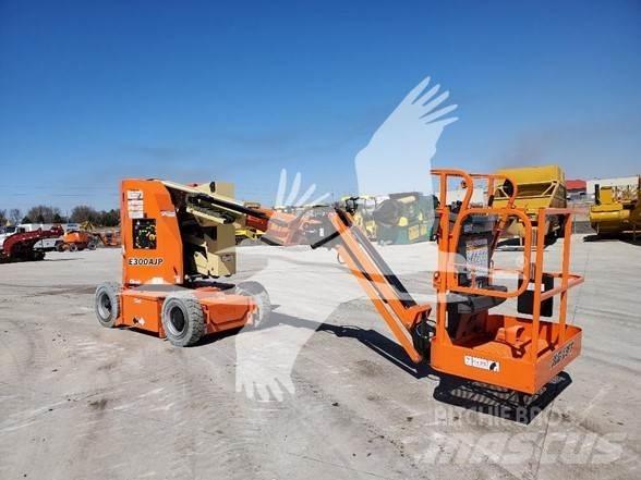 JLG E300AJP Kloubové plošiny