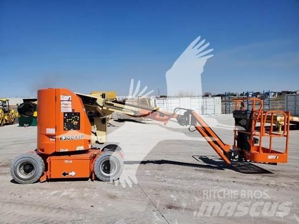 JLG E300AJP Kloubové plošiny