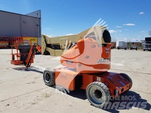 JLG E400AJPN Kloubové plošiny