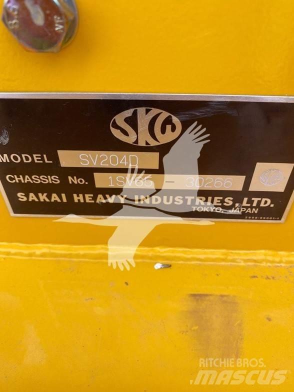 Sakai SV204D Tahačové válce