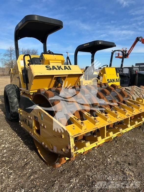 Sakai SV414T Tahačové válce
