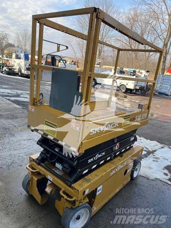 SkyJack SJ3219 Nůžková zvedací plošina
