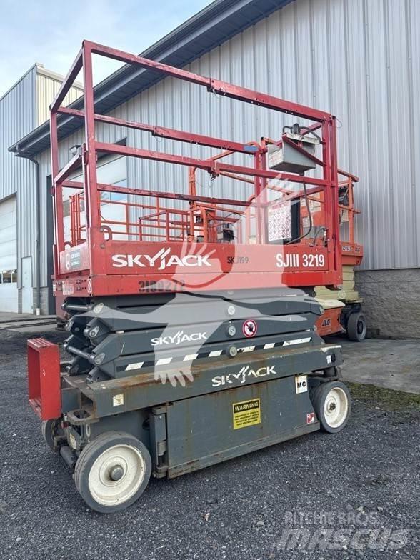 SkyJack SJ3219 Nůžková zvedací plošina
