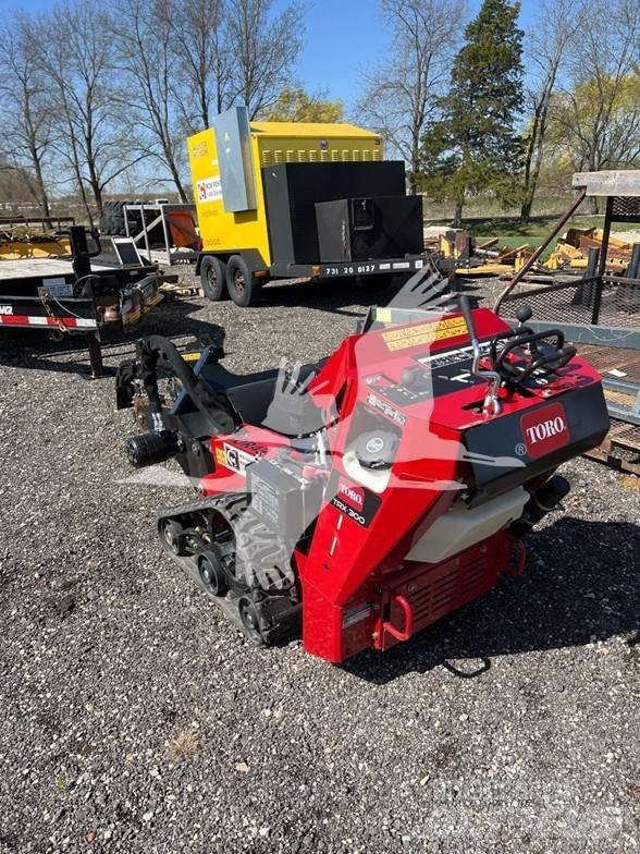Toro TRX300 Rýhovače