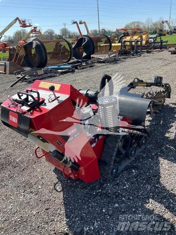 Toro TRX300 Rýhovače