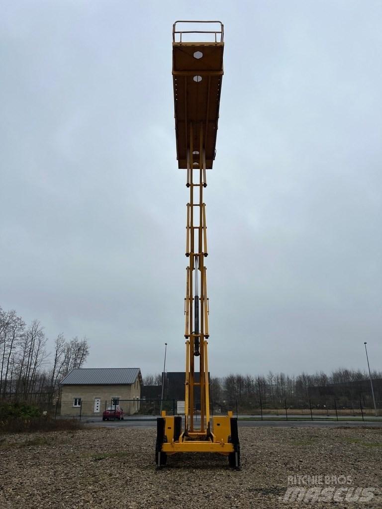 Haulotte H 15 SXL Nůžková zvedací plošina