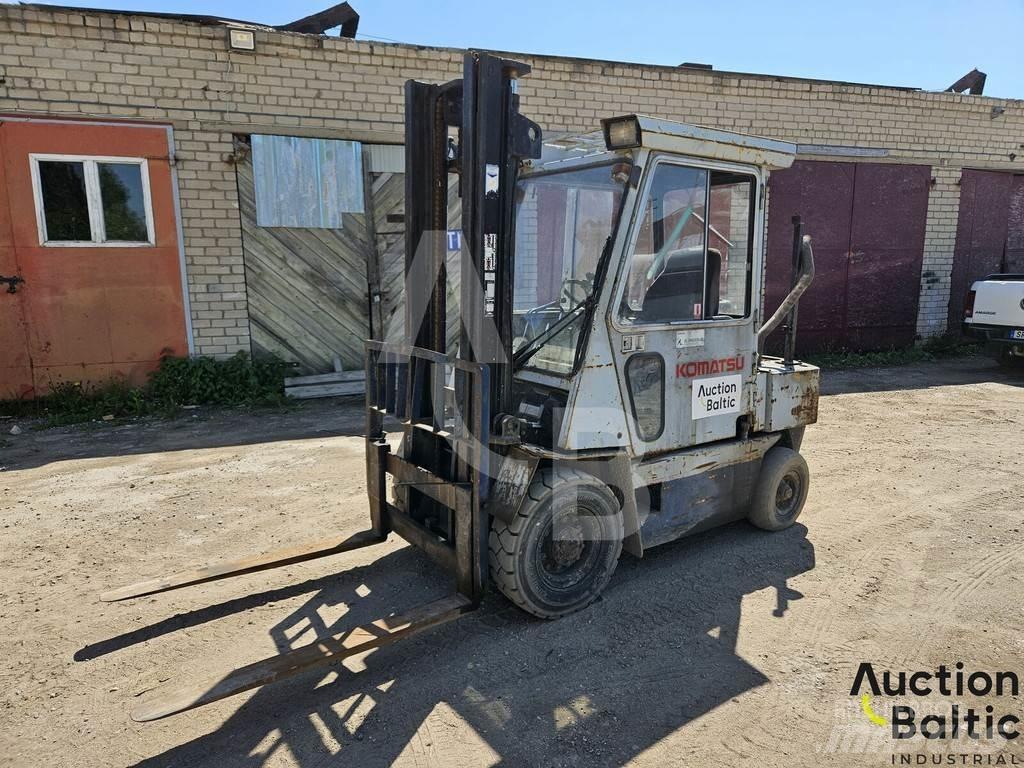 Komatsu XR-25D Dieselové vozíky