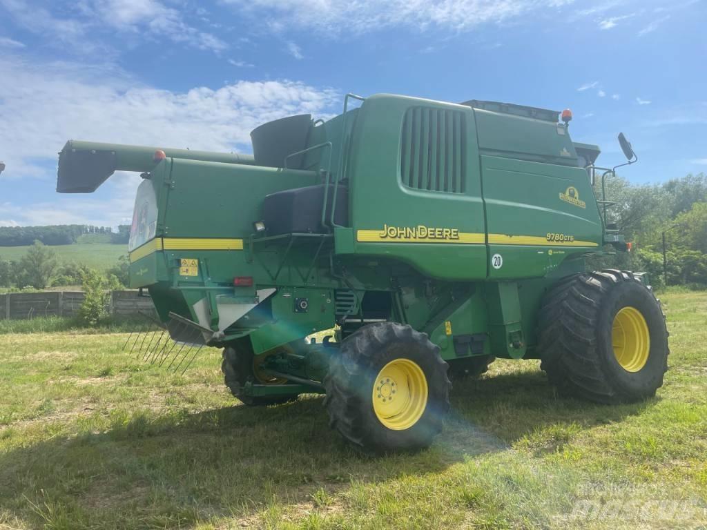 John Deere 9780 CTS Sklízecí mlátičky