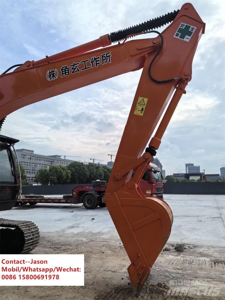 Hitachi ZX 200 Pásová rýpadla