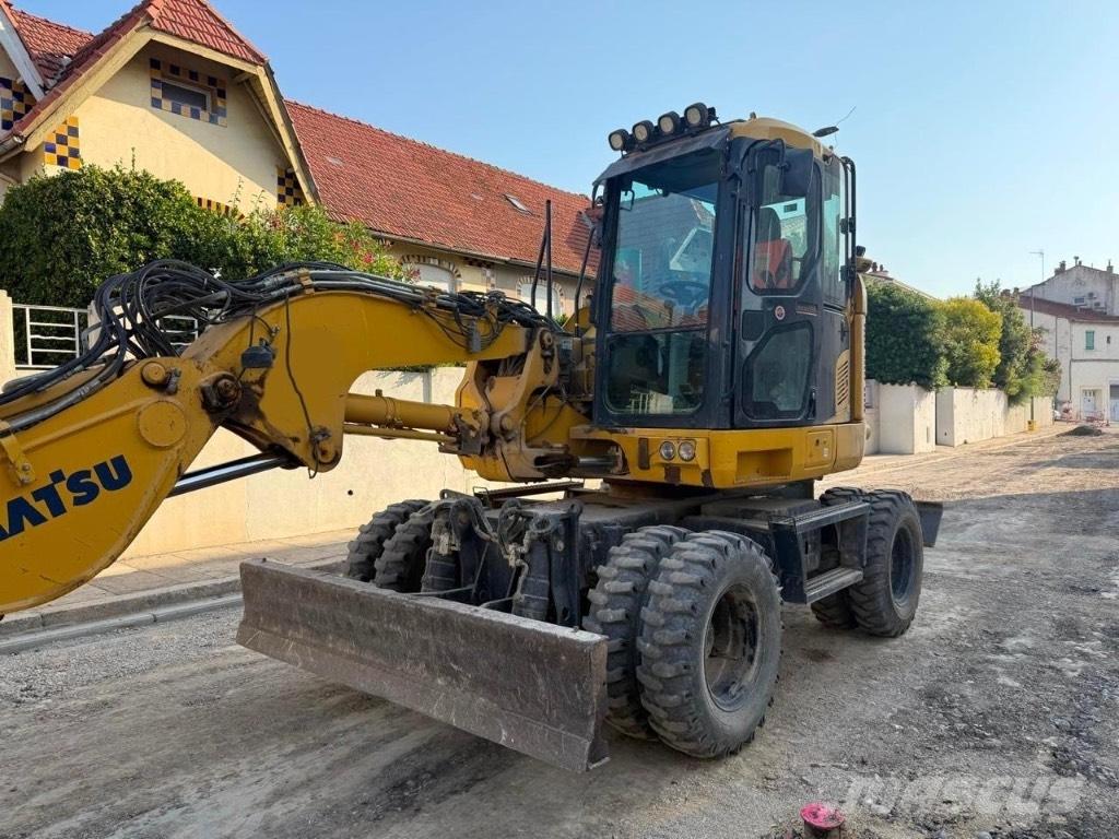 Komatsu PW 118 Kolová rýpadla
