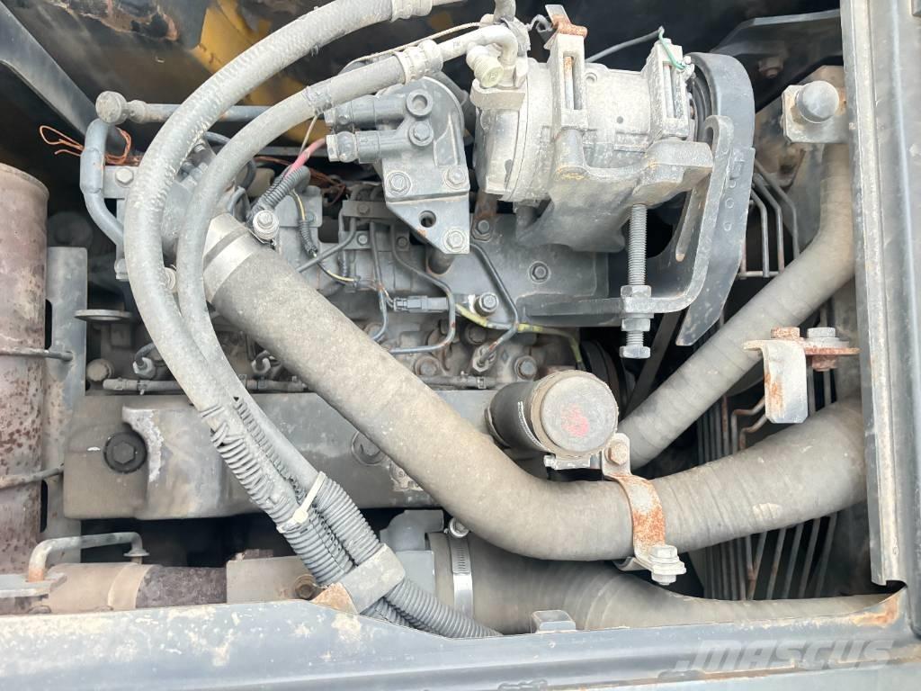 Komatsu PC 138 US Pásová rýpadla