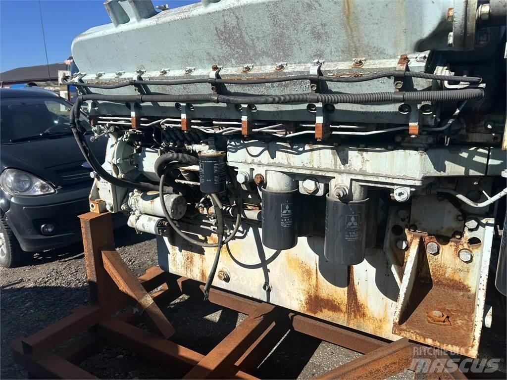 Hitachi Engine V12 Motory