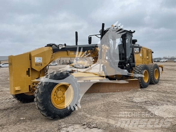 CAT 950M Kolové nakladače