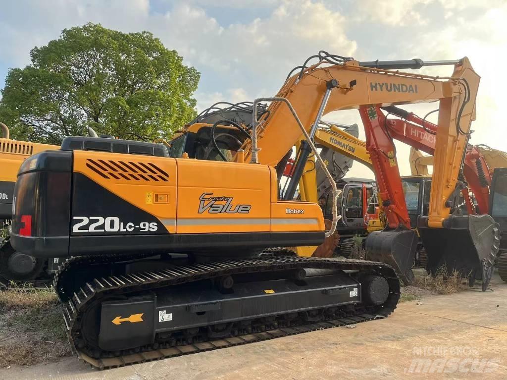 Hyundai R220LC-9S Kolová rýpadla