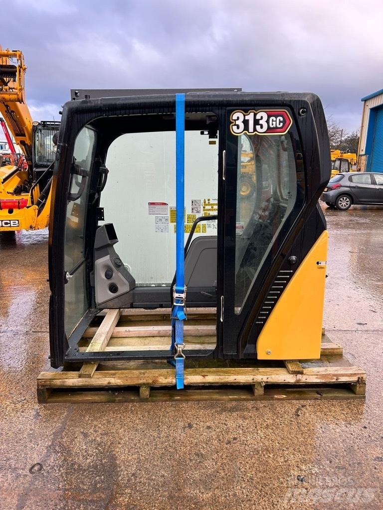 CAT 313 GC Cabin Cab Pásová rýpadla