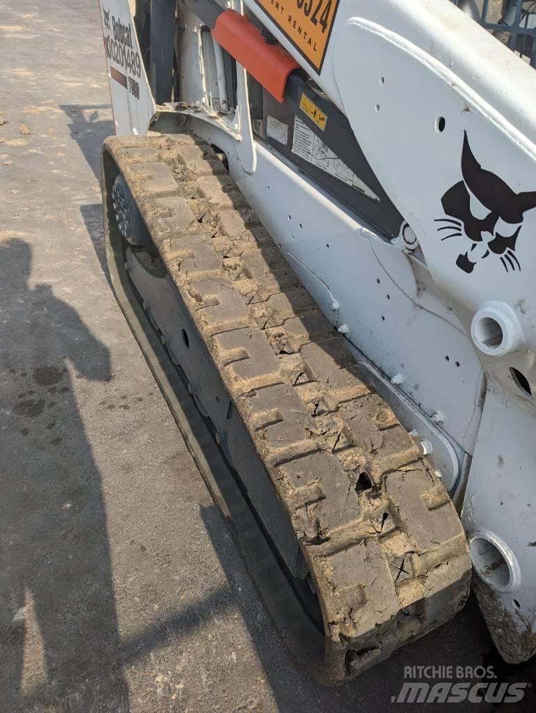 Bobcat T 590 Smykem řízené nakladače