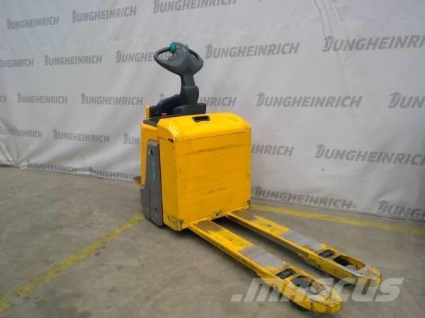 Jungheinrich ERE 225 Nízkozdvižný vozík s plošinou