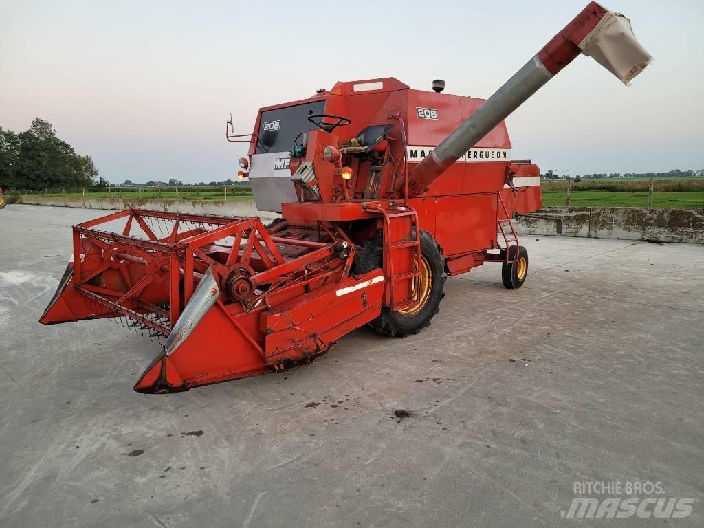 Massey Ferguson 206 Sklízecí mlátičky