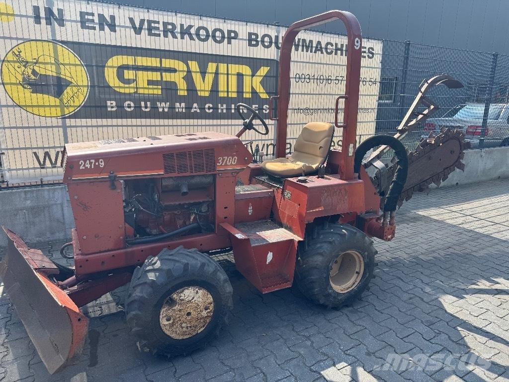 Ditch Witch 3700 DD Rýhovače