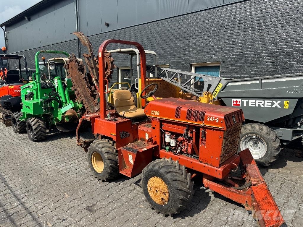 Ditch Witch 3700 DD Rýhovače