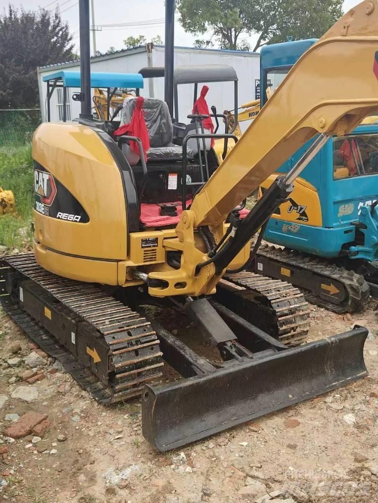 CAT 303 Mini rýpadla < 7t