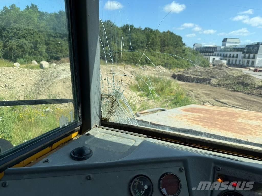 Volvo A 25 C Vyklápěcí dempry