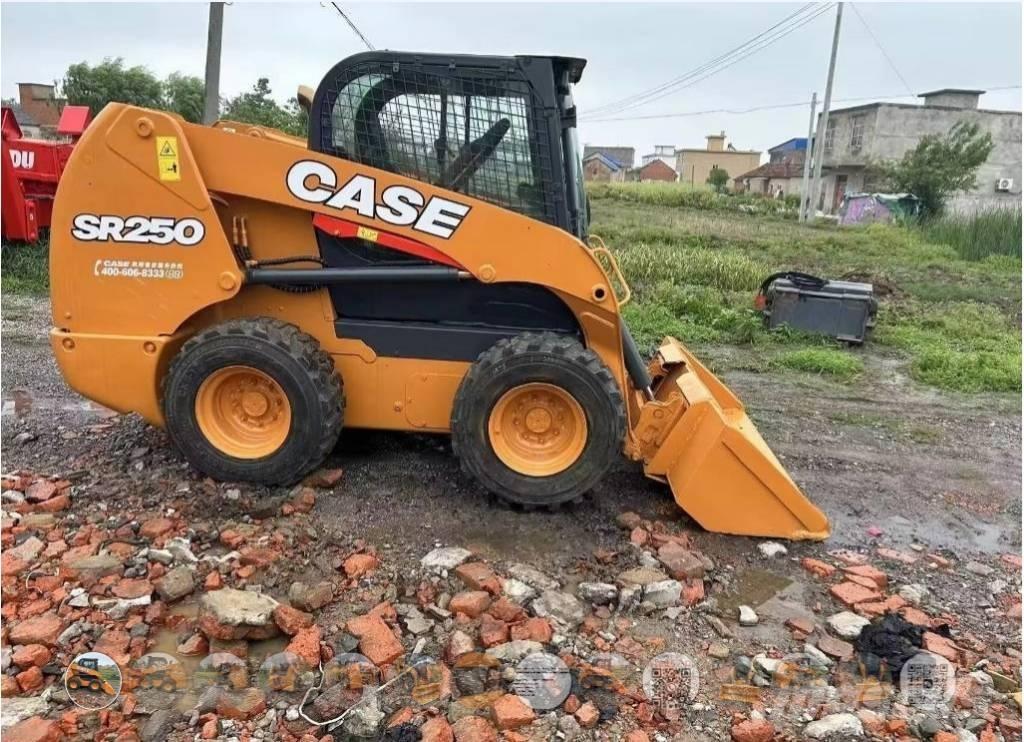 CASE SR 250 Smykem řízené nakladače