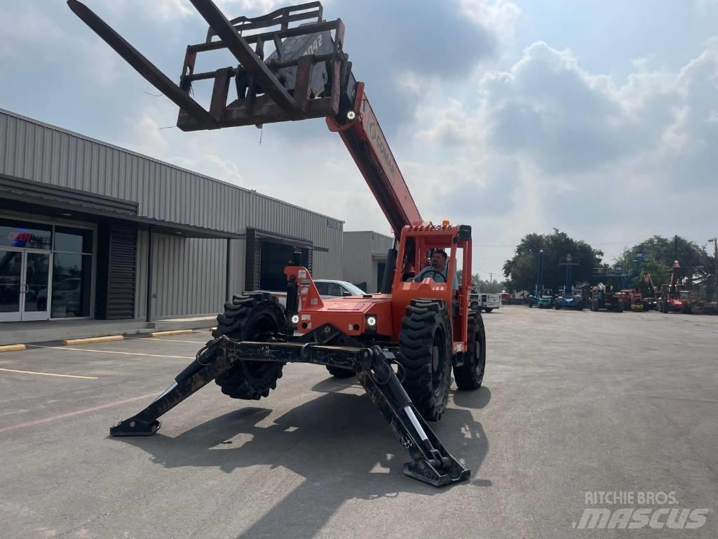 SkyTrak 10042 Stroje pro manipulaci s odpadem