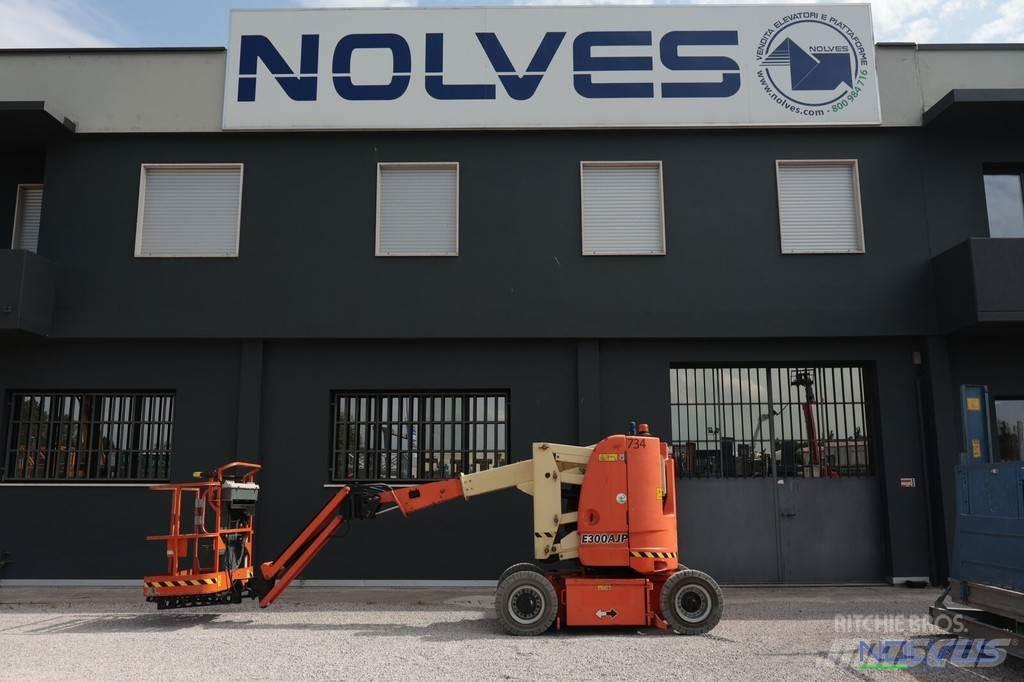 JLG E300AJP Kloubové plošiny