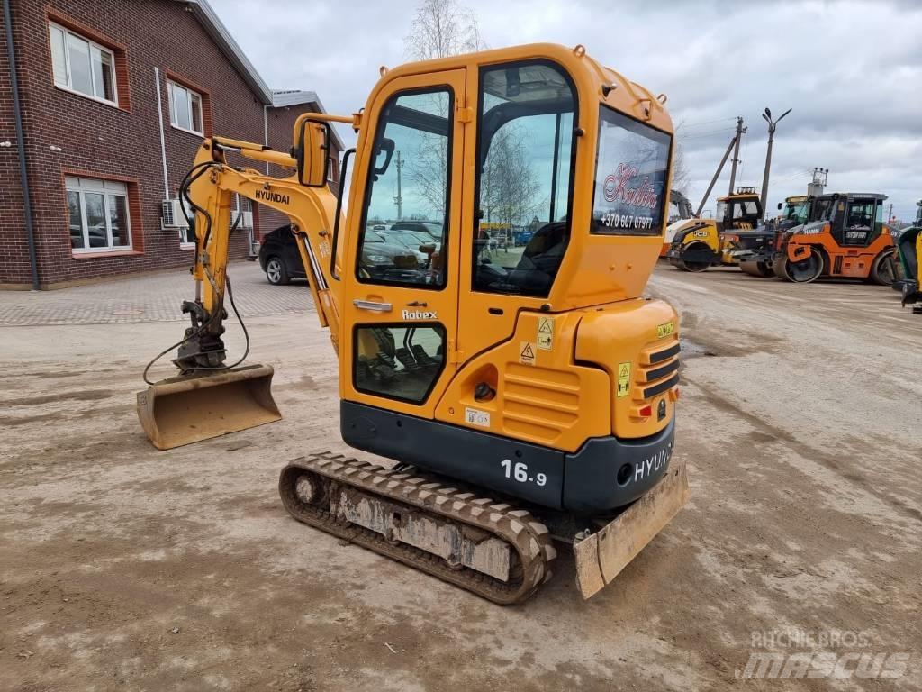 Hyundai R16-9 Mini rýpadla < 7t