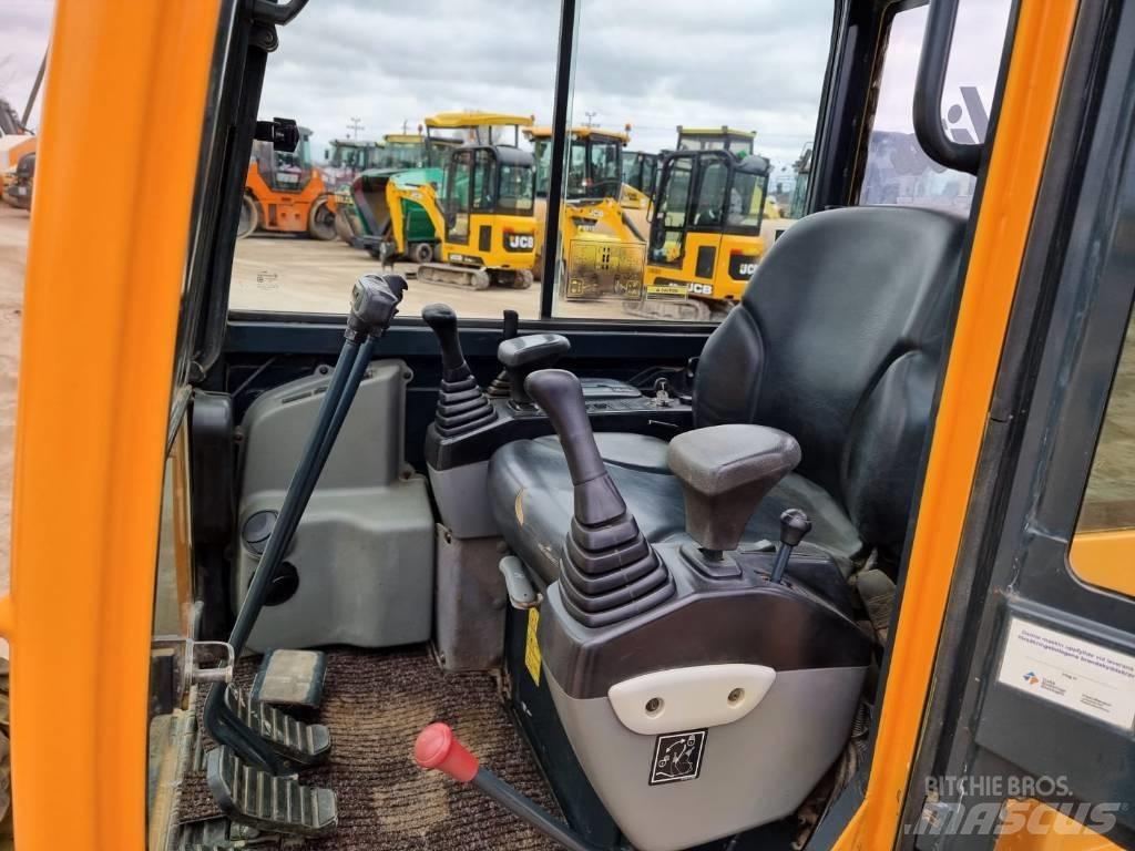 Hyundai R16-9 Mini rýpadla < 7t