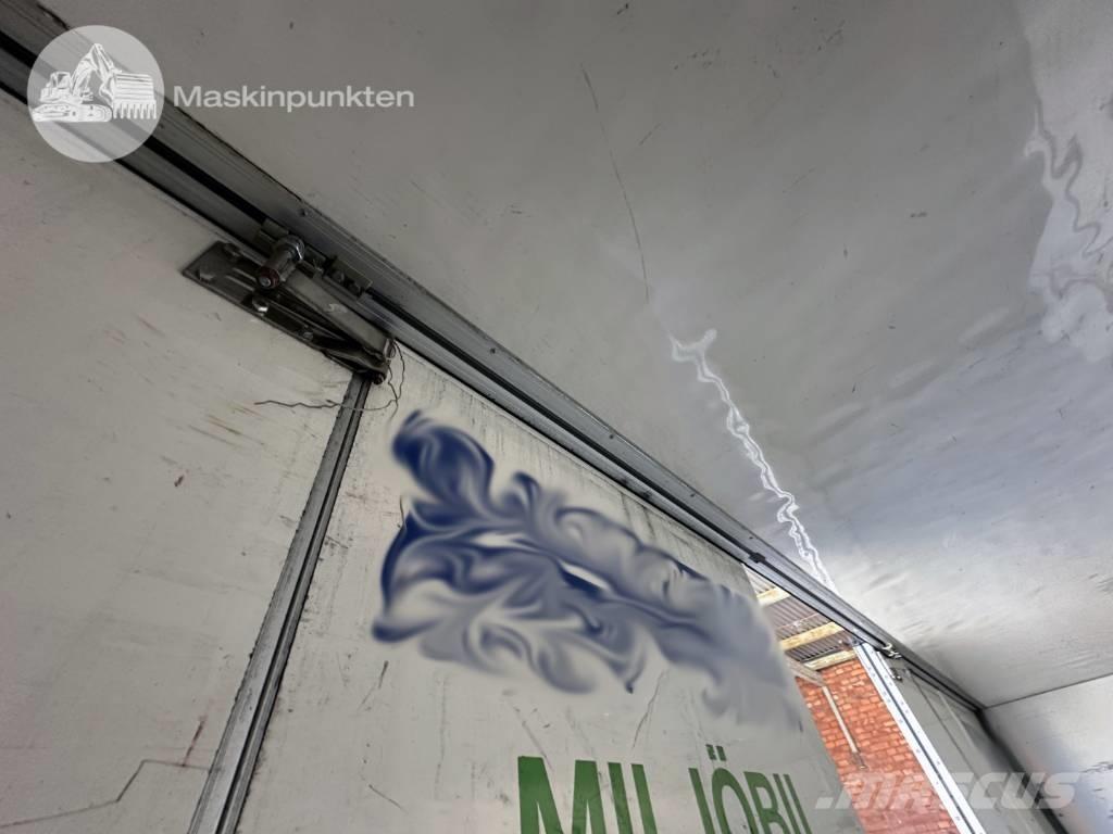 Volvo FM 300 Skříňová nástavba