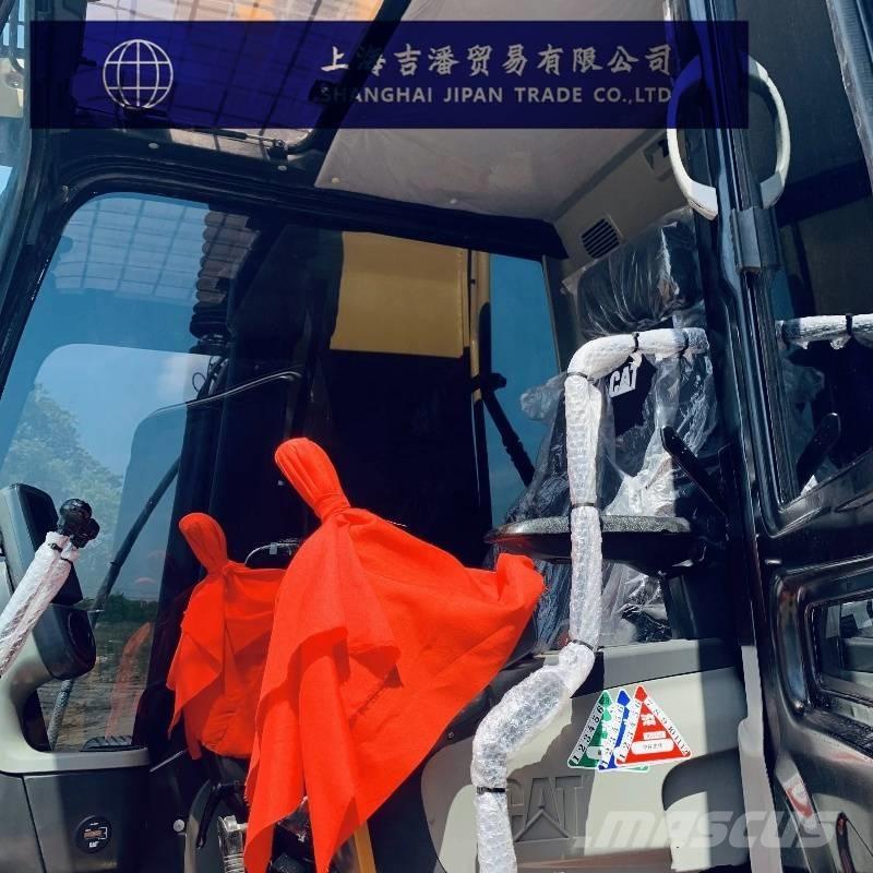 CAT 323 D Pásová rýpadla