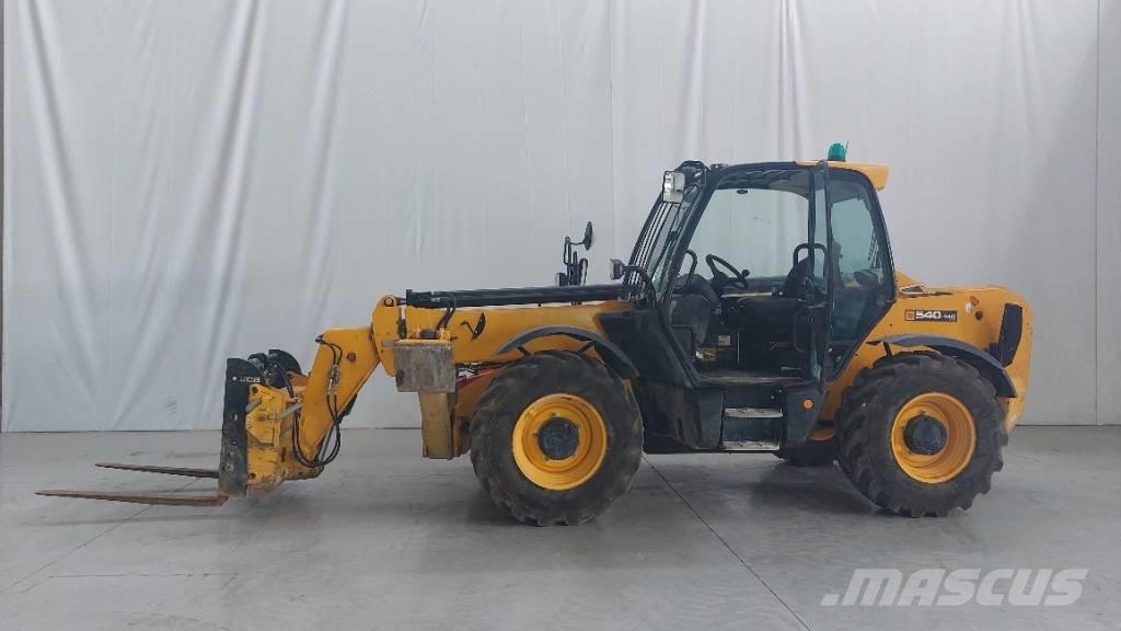 JCB 540-140 Teleskopické manipulátory