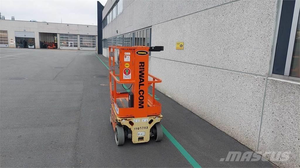 JLG 1230ES Další zvedače a plošiny