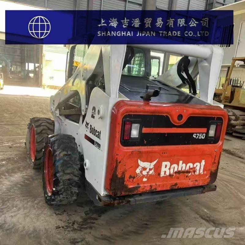 Bobcat S 130 Smykem řízené nakladače