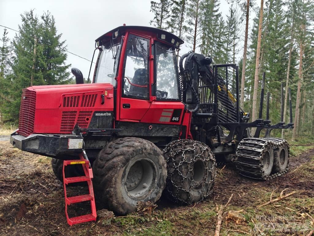 Komatsu 845 Vyvážecí traktory
