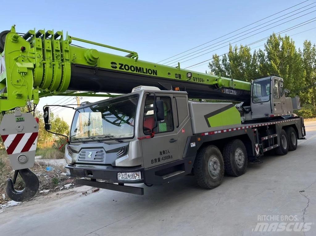 Zoomlion QY50V Univerzální terénní jeřáby