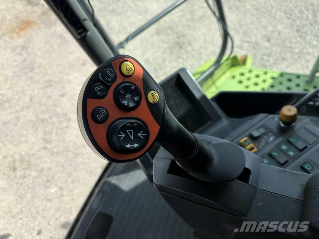 CLAAS Lexion 550 Sklízecí mlátičky