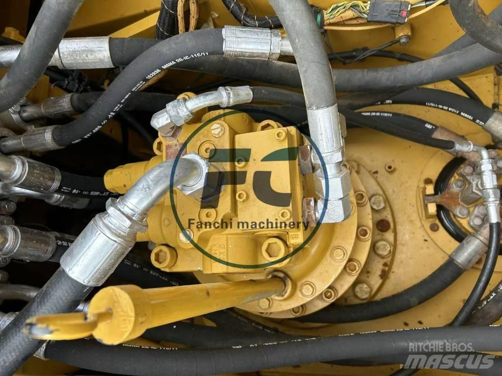 CAT 320 GC Pásová rýpadla