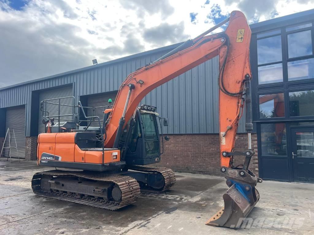 Doosan DX 140 LC Pásová rýpadla