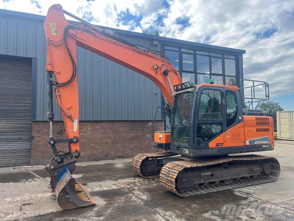 Doosan DX 140 LC Pásová rýpadla