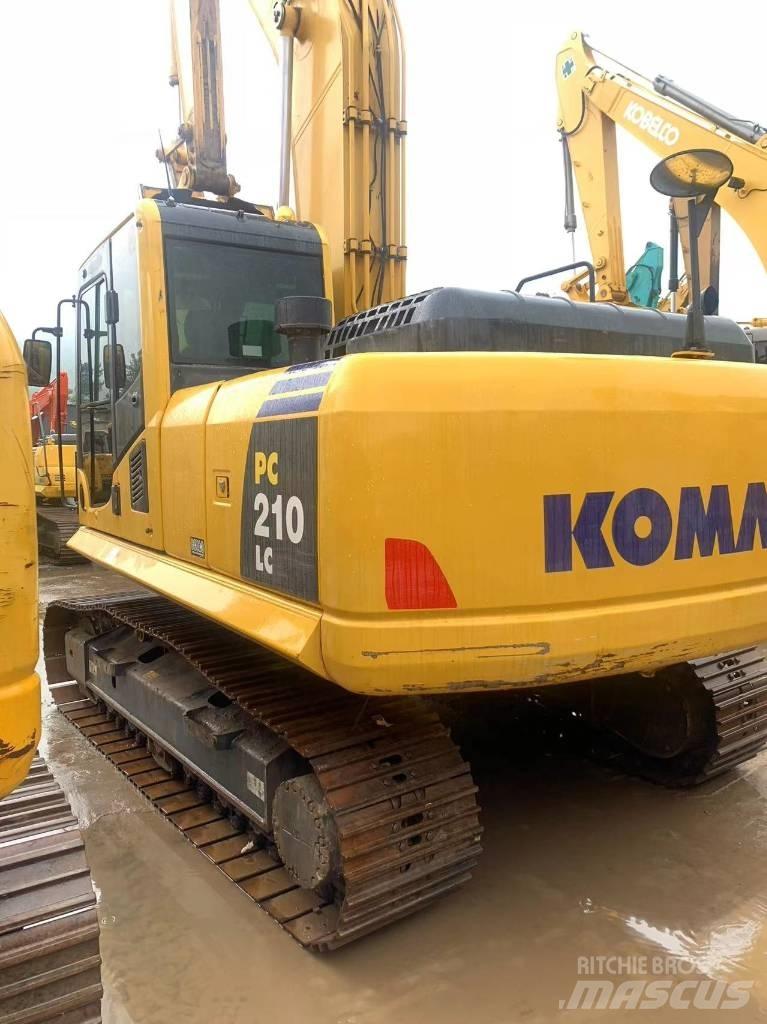Komatsu PC 210-8 Pásová rýpadla