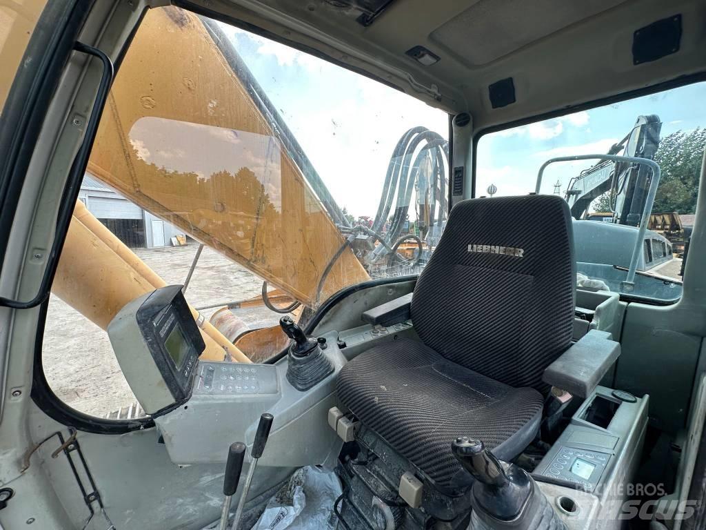 Liebherr R 924 C Pásová rýpadla